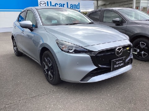 MAZDA2