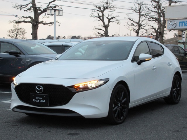 Mazda Mazda3 Fバックxバーガンディ セレクション マツダ中古車検索サイト Mazda U Car Search