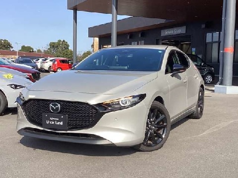 MAZDA3