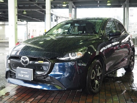 MAZDA2