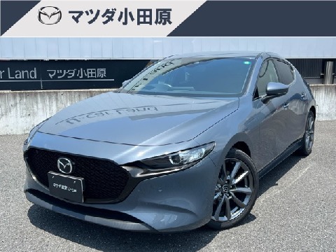 MAZDA3