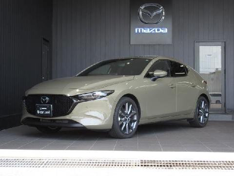 MAZDA3