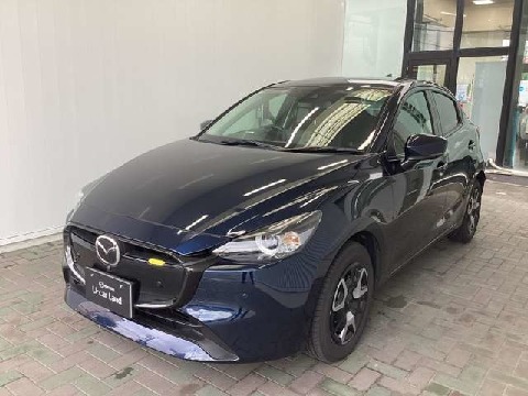 MAZDA2
