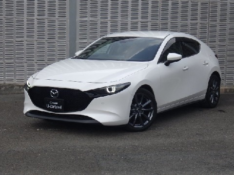MAZDA3