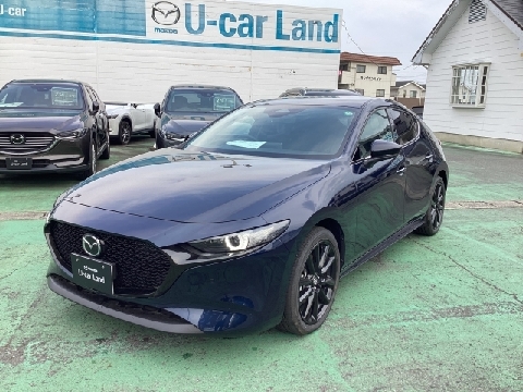 MAZDA3