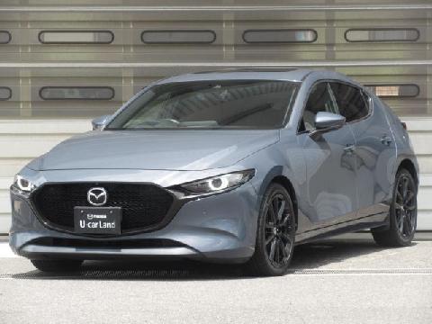 MAZDA3