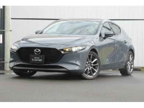 MAZDA3