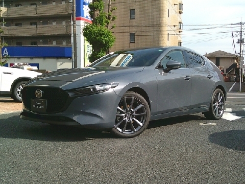 MAZDA3