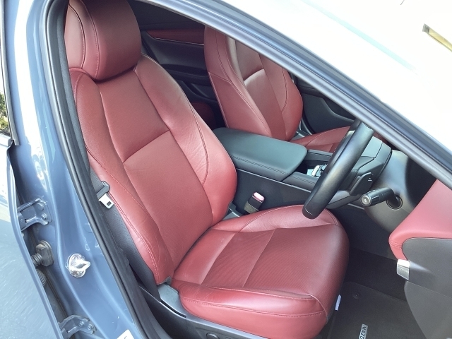 【1点もの】【貴重】マツダ3 サイドパネル バーガンディ カスタム usdm MAZDA】MAZDA3 FバックDT XDバーガンディセレクション｜マツダ中古車
