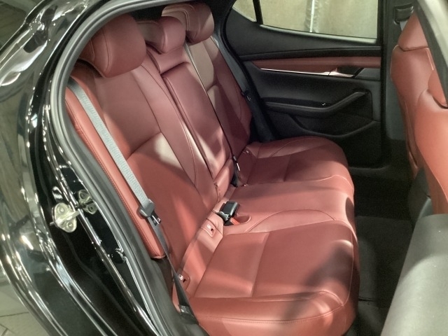 MAZDA】MAZDA3 FバックDT XD PROACTIVEツーリングS｜マツダ中古車検索
