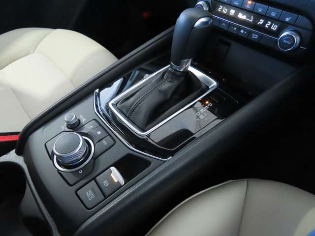 MAZDA】CX-5 DT XDシルク ベージュ セレクション｜マツダ中古車