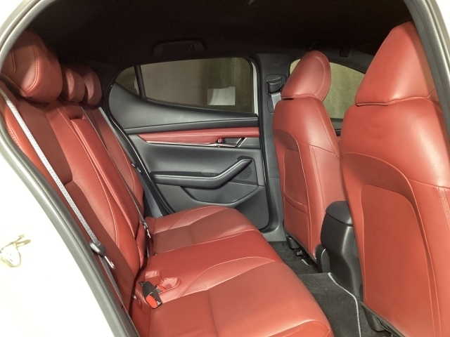 【1点もの】【貴重】マツダ3 サイドパネル バーガンディ カスタム usdm MAZDA】MAZDA3 Fバック 20Sバーガンディセレクション｜マツダ中古車