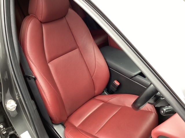 MAZDA】MAZDA3 FバックXバーガンディ セレクション｜マツダ中古車検索