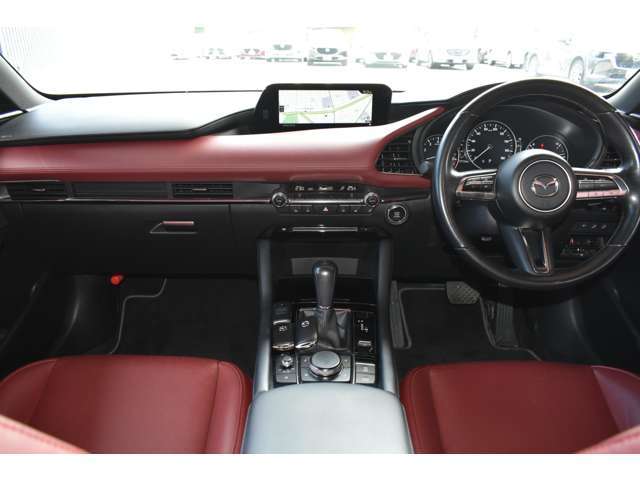 MAZDA】MAZDA3 20S Proactive T/S バーガンディレザーP｜マツダ中古車