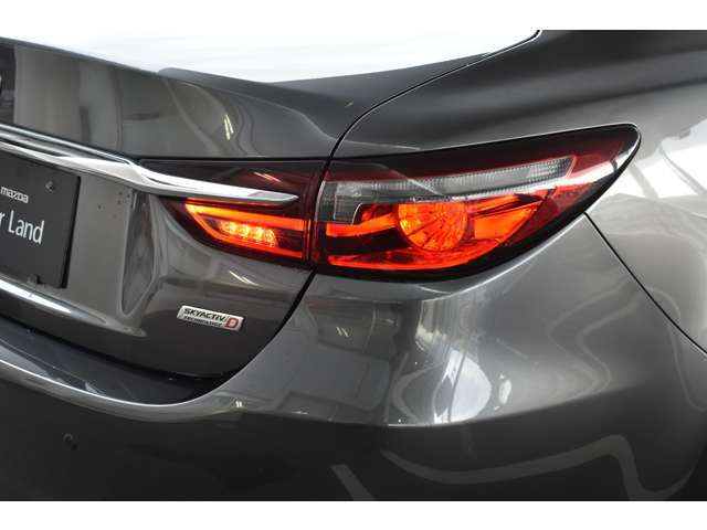 MAZDA】アテンザ XD L Package 360°ビューM CD/DVD再生｜マツダ