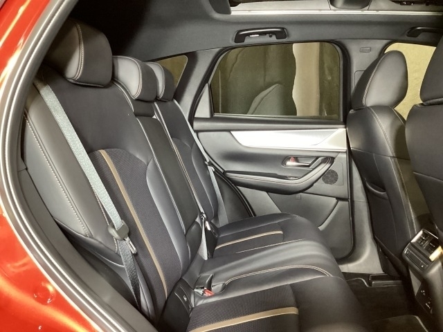 車内種別板 MAZDA】CX-60 DT XD-HYBエクスクルーシブ スポーツ｜マツダ中古