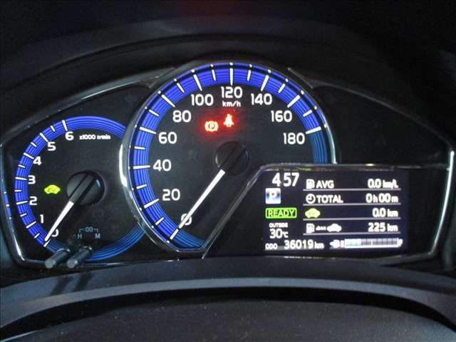 Mazda カローラフィールダー 1 5ハイブリッド マツダ中古車検索サイト Mazda U Car Search