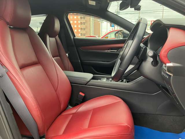 MAZDA】MAZDA3 FバックDT XDバーガンディセレクション｜マツダ中古車