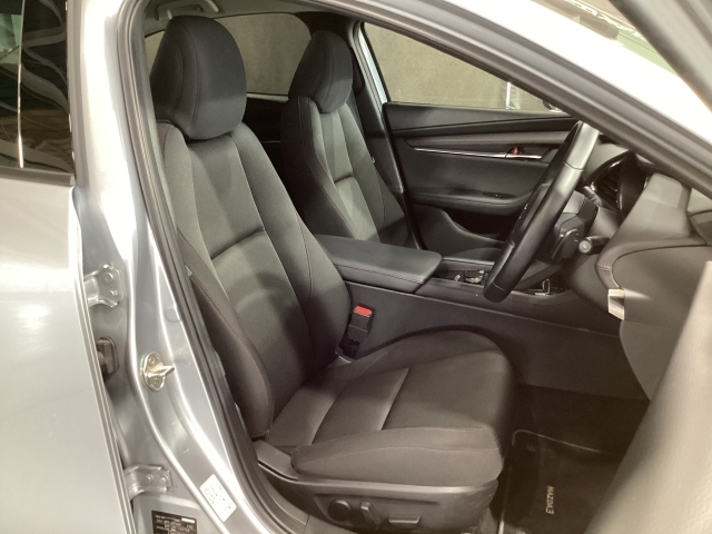 MAZDA】MAZDA3 セダン 20SブラックトーンED｜マツダ中古車検索サイト