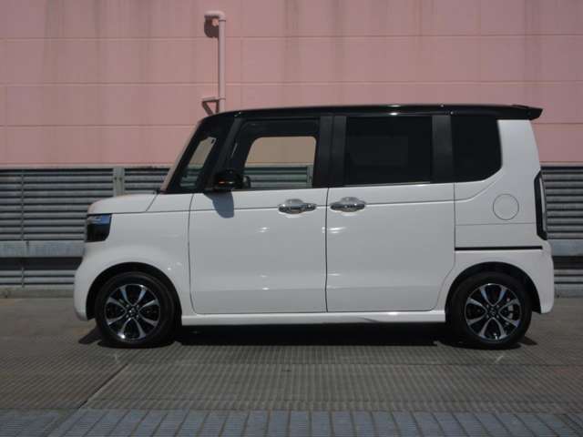 MAZDA】N-BOX カスタム660コーディネートスタイル2トーン｜マツダ中古