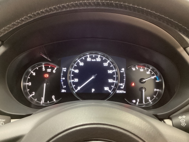 自動車 マツダ CX-5 エクスクルーシブモード メーター